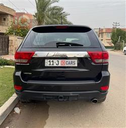 جیپ گراند شیرۆکی